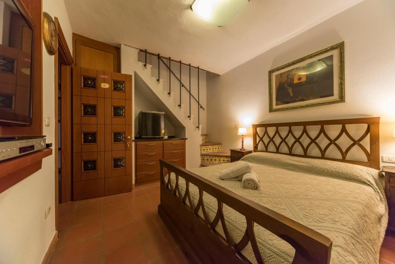 Отель Relais Del Porto Кальяри Экстерьер фото